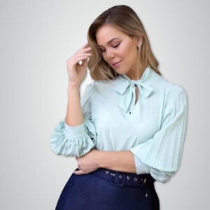 Blusa Com Manga Plissada